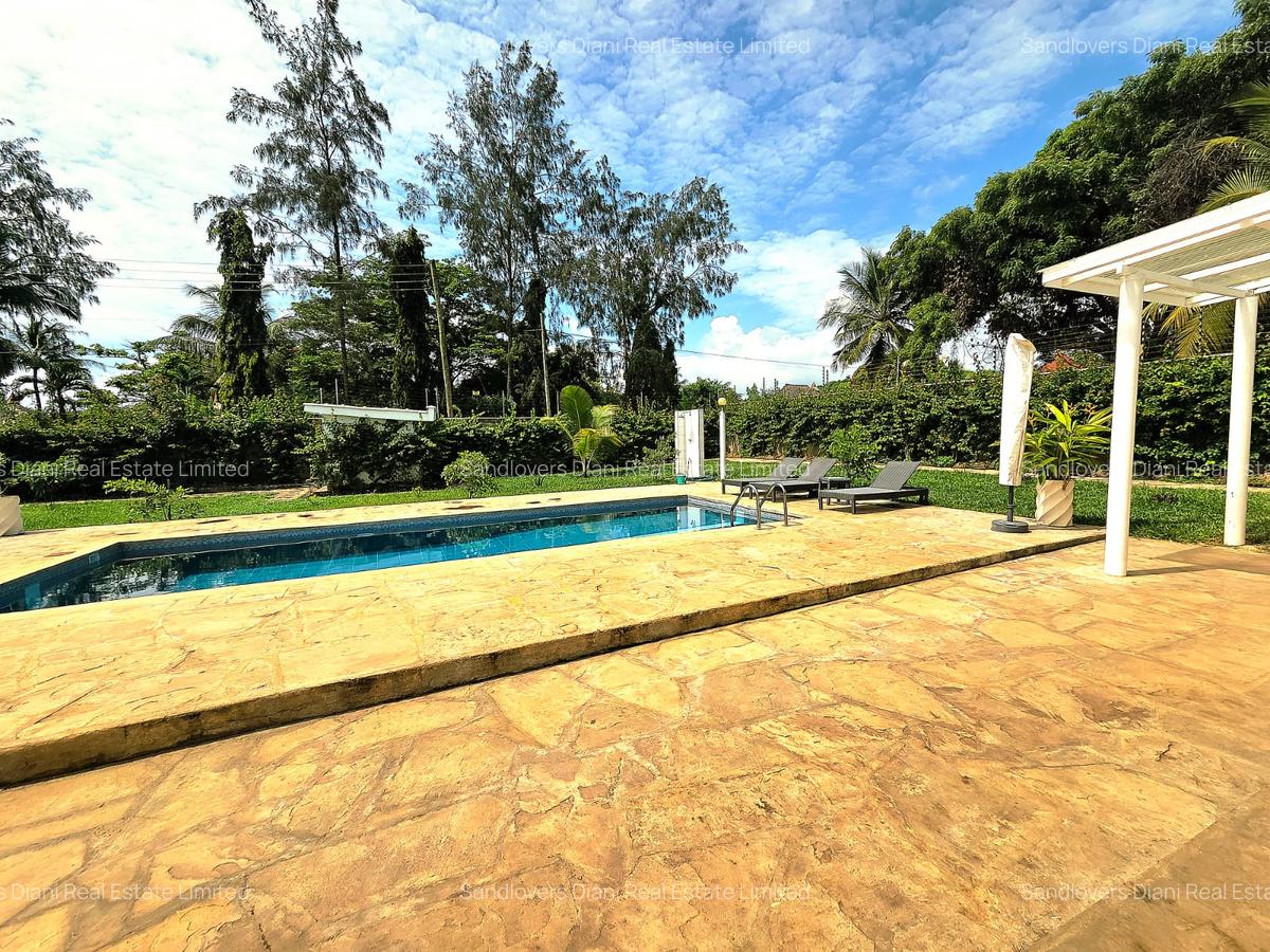 3 Bed Villa with En Suite in Diani - 6