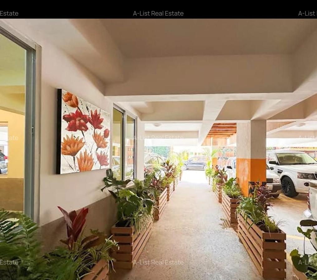 1 Bed Apartment with En Suite at Tabere Cresent - 2