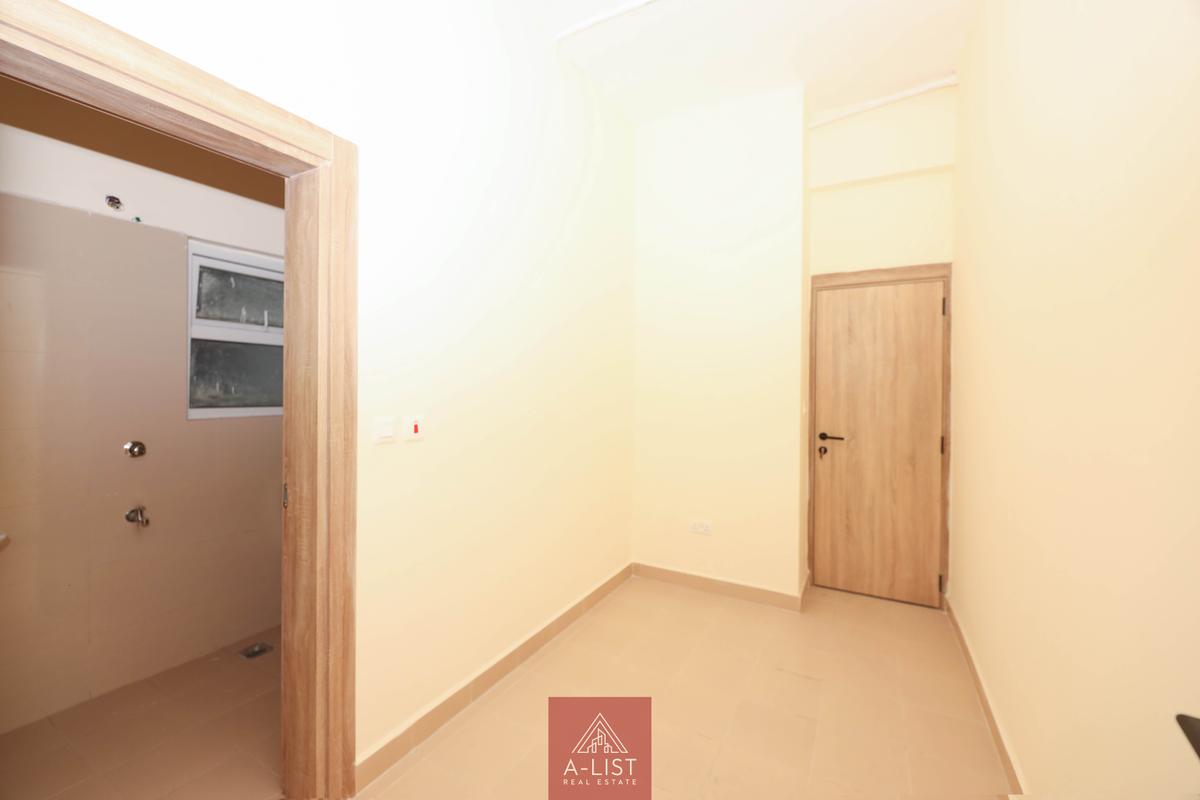 4 Bed Apartment with En Suite at Githuri Road - 10