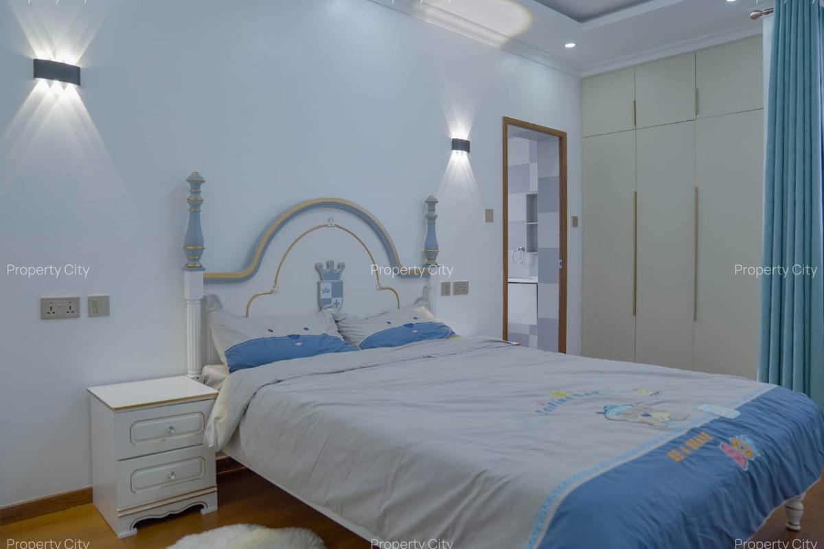 4 Bed House with En Suite at Riabai Road - 7