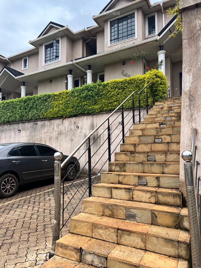 4 Bed Townhouse with En Suite in Kitisuru - 2