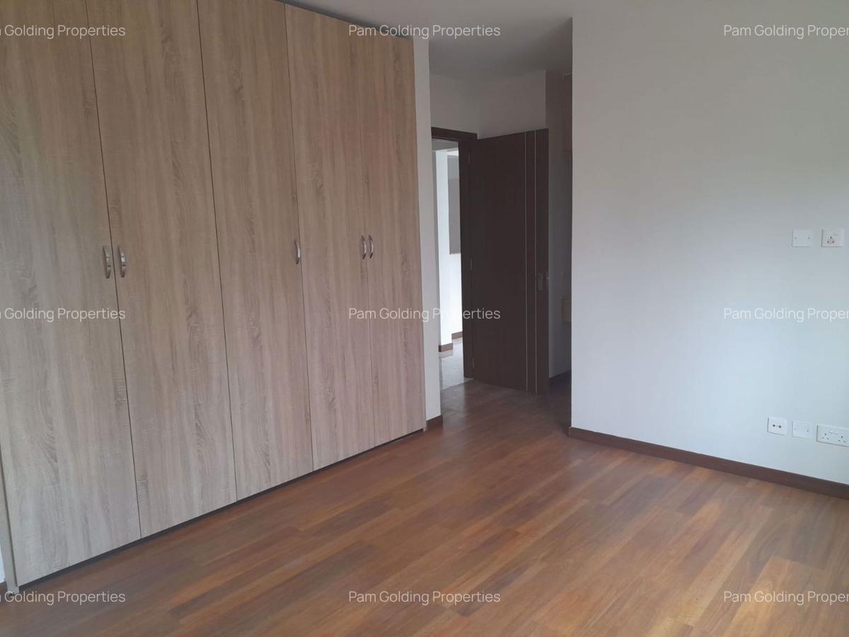 3 Bed Apartment with En Suite in Kileleshwa - 3