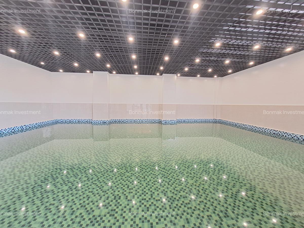 3 Bed Apartment with En Suite at Riverside Drive - 9