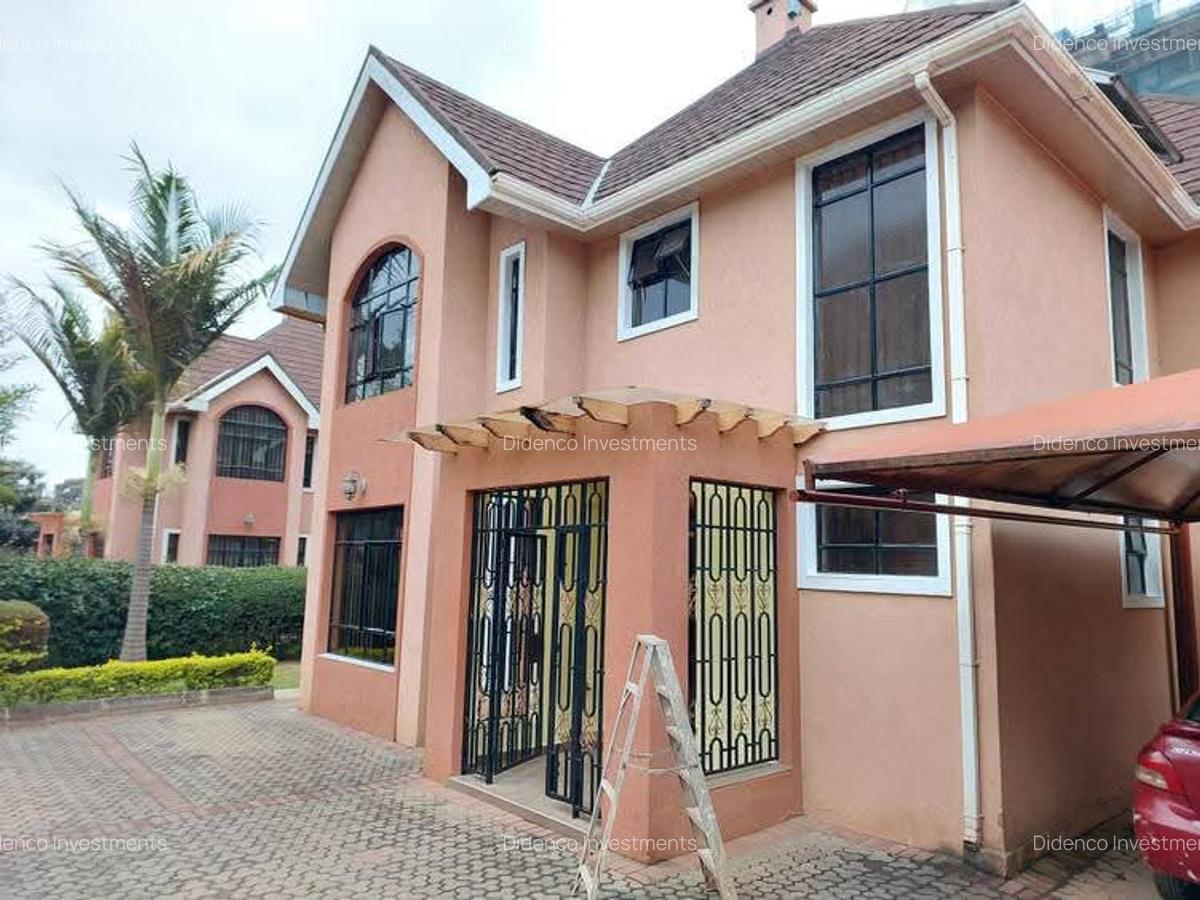 5 Bed Townhouse with En Suite at Lavington Rd - 7