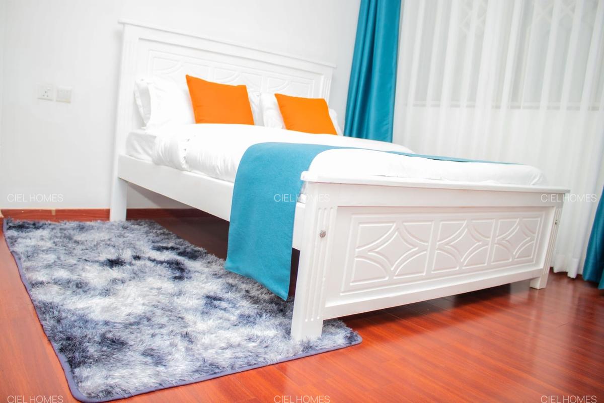 Serviced 2 Bed Apartment with Gym at Wood Avenue - 18