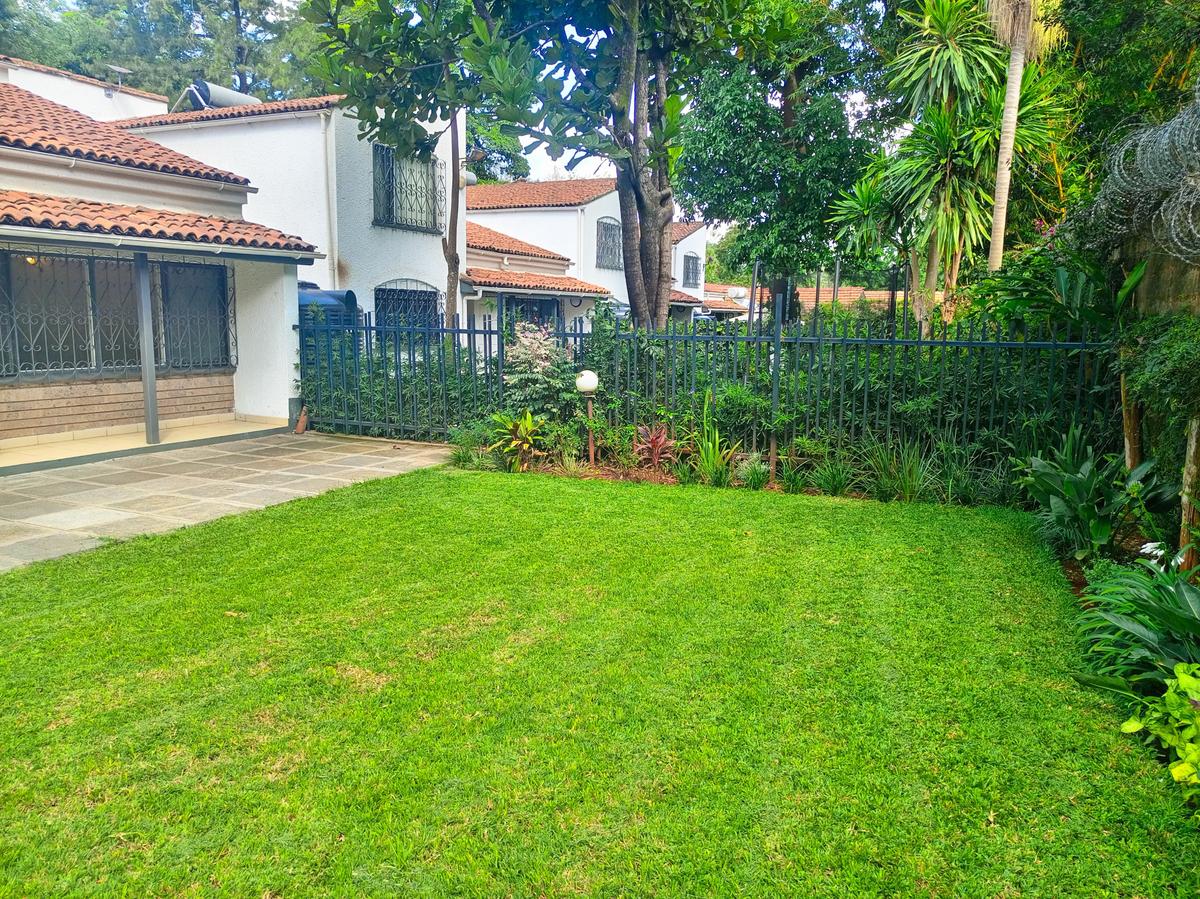 4 Bed Townhouse with En Suite in Muthaiga - 1