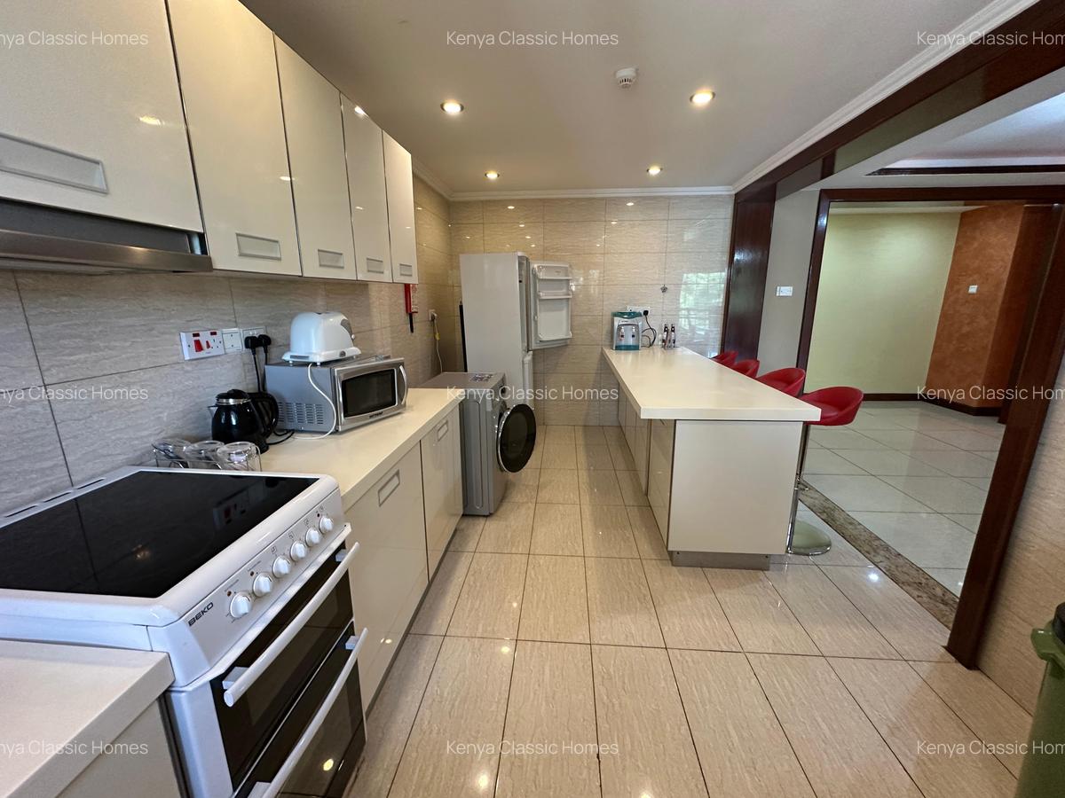 Serviced 2 Bed Apartment with En Suite at Westlands - 6