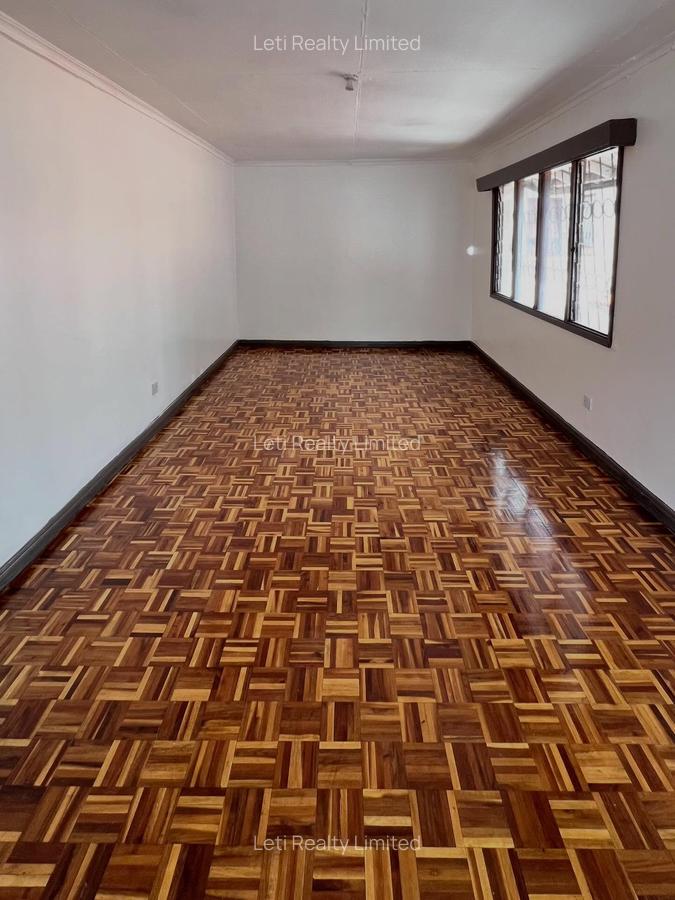 4 Bed Townhouse with En Suite in Lavington - 4