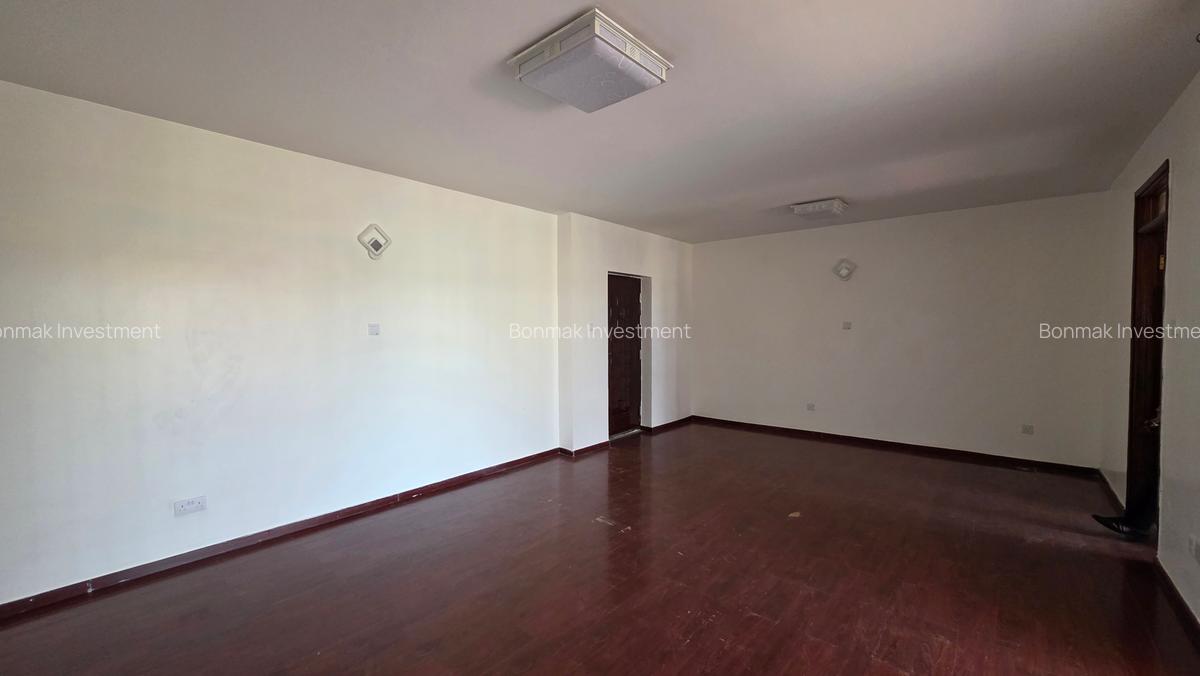 2 Bed Apartment with En Suite at Mbaazi Road. - 12