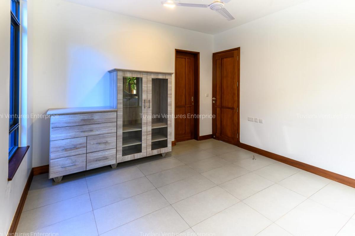 4 Bed Villa with En Suite at Nyali Mombasa - 6