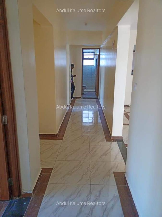 4 Bed House with En Suite at Nyali - 18