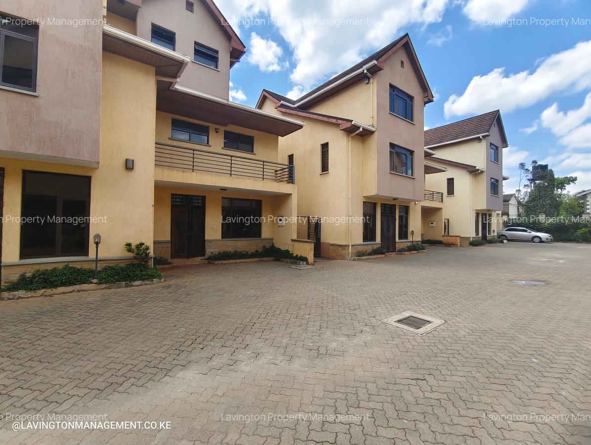 5 Bed Townhouse with En Suite at Lavington Green - 20