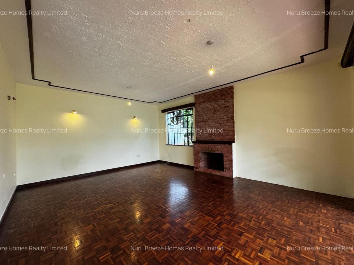 4 Bed House with En Suite in Runda - 15