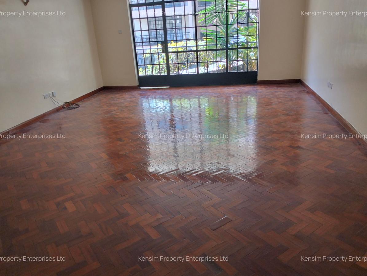 3 Bed Apartment with En Suite in Lavington - 8