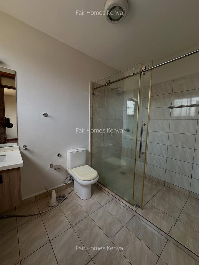 5 Bed Townhouse with En Suite at Lavington Green - 5