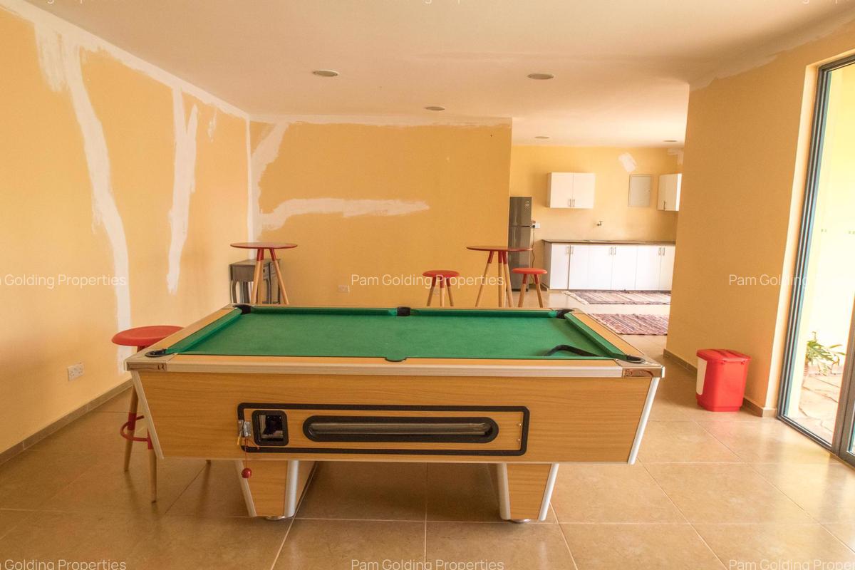 3 Bed Apartment with En Suite in Thika Road - 18