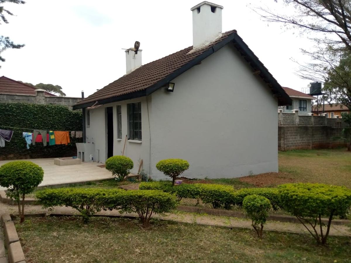 6 Bed House with En Suite at Nyari Estate - 20