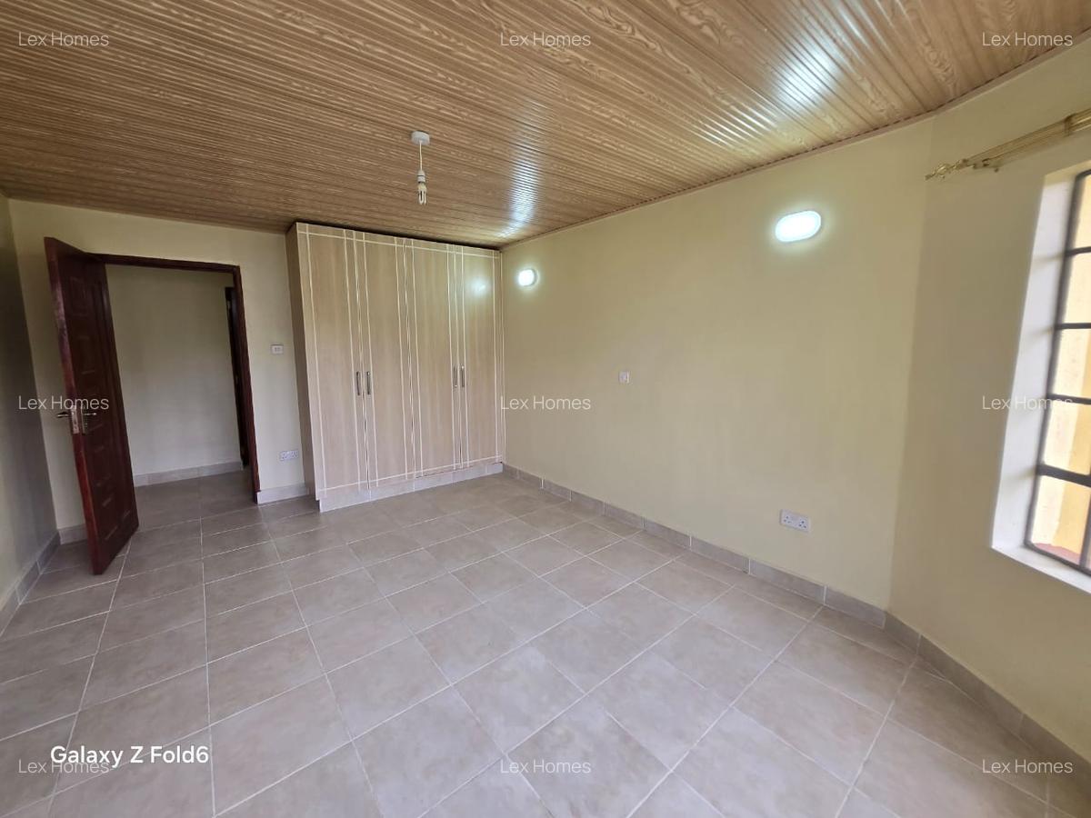 3 Bed House with En Suite at Rimpa - 10