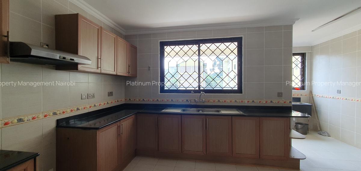 3 Bed Apartment with En Suite in Westlands Area - 5