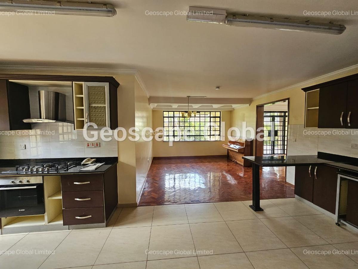 4 Bed House with En Suite in Kitisuru - 10