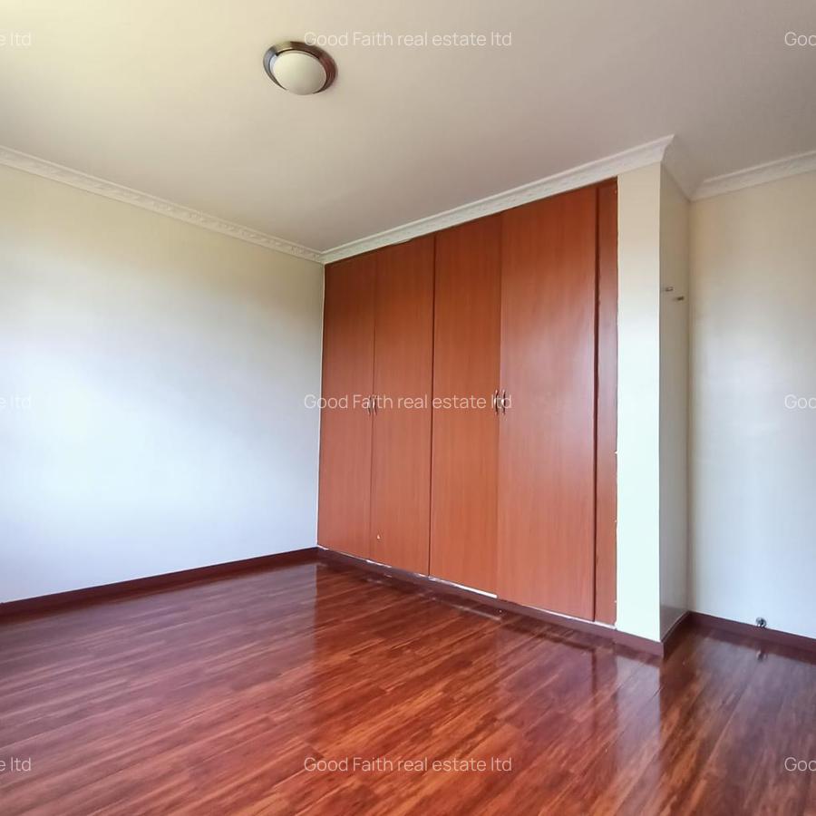 4 Bed Townhouse with En Suite in Kiambu Road - 15