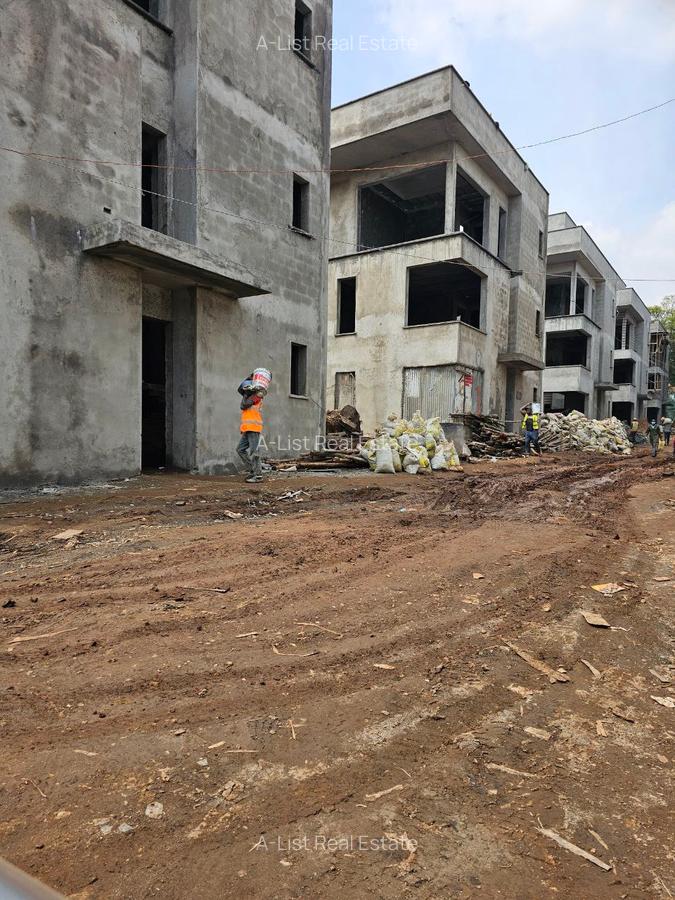 5 Bed Villa with En Suite at Muthangari Road - 2