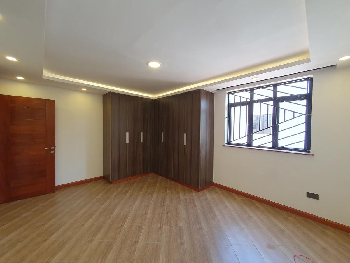 5 Bed Townhouse with En Suite at Shanzu Rd - 15