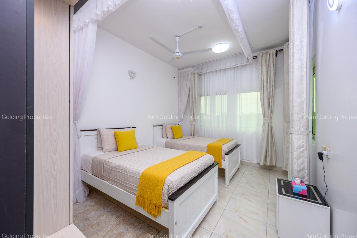 2 Bed Apartment with En Suite at Majengo - 8