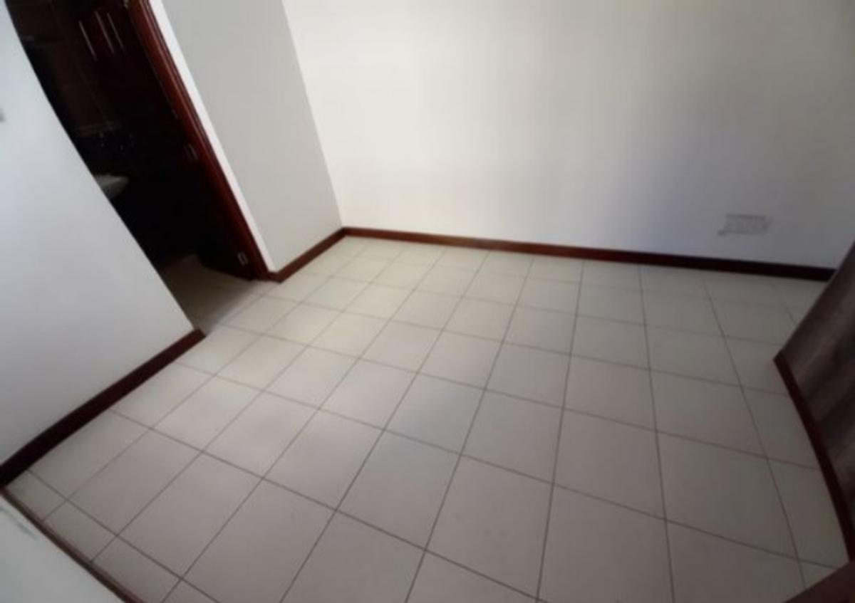 Serviced 2 Bed Apartment with En Suite in Westlands Area - 6