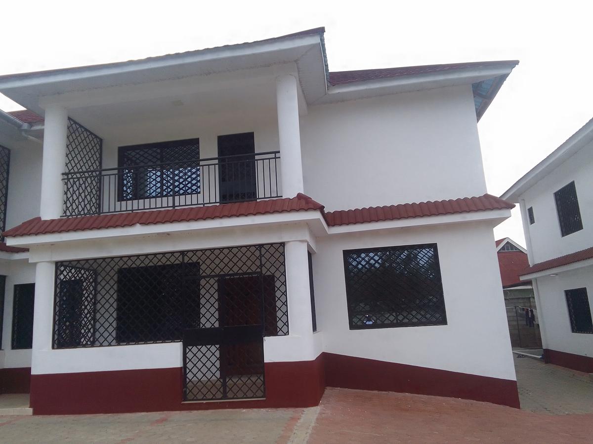 4 Bed House with En Suite at Milimani - 2