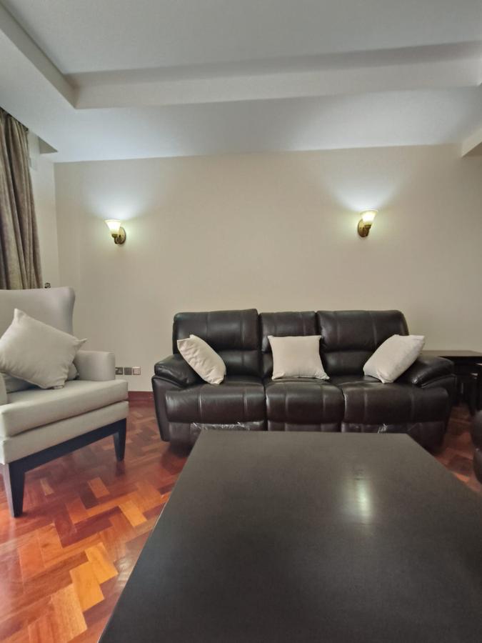 Serviced 3 Bed Apartment with En Suite at River Side Drive - 14