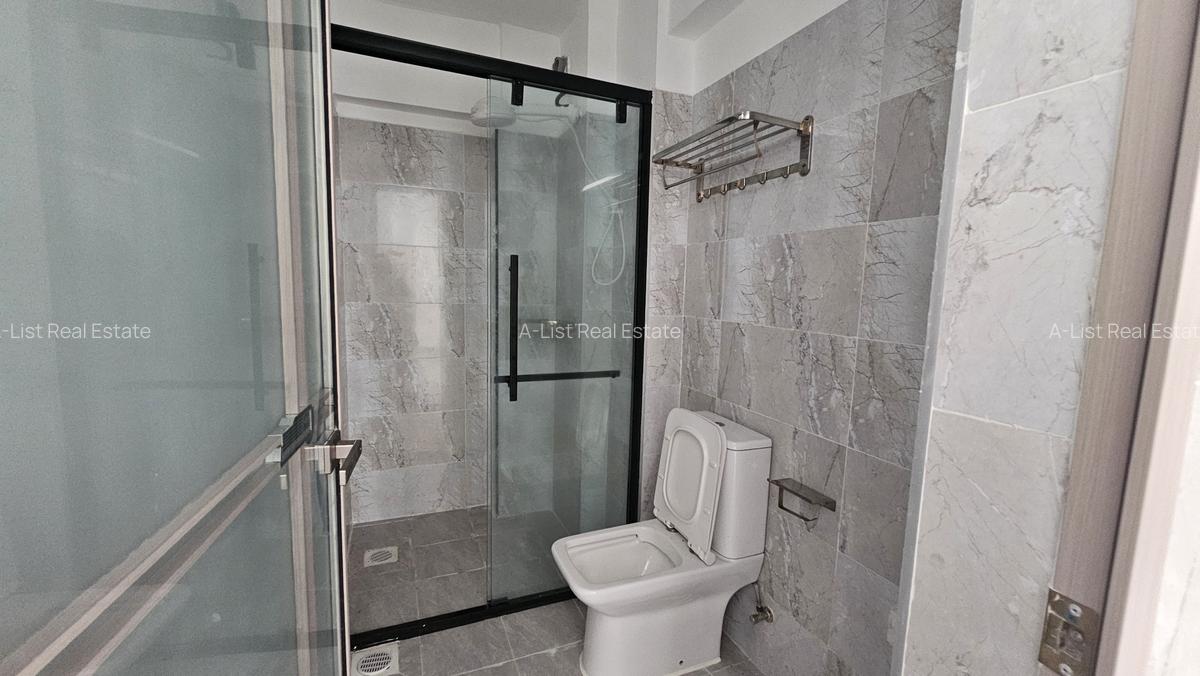 1 Bed Apartment with En Suite at Valley Arcade - 9