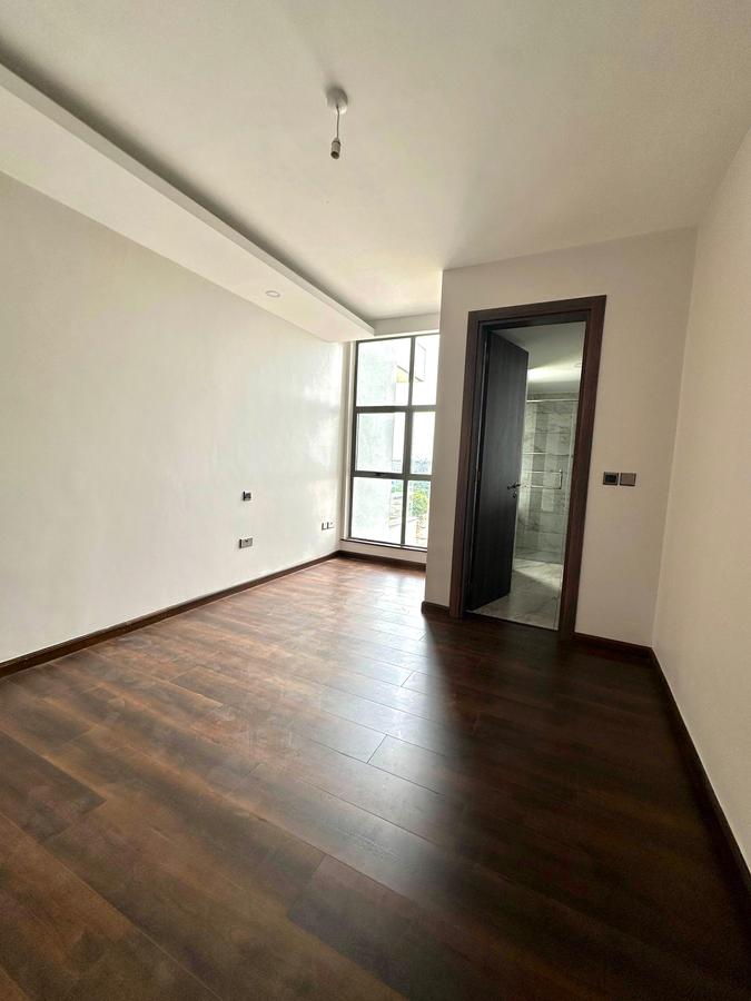 3 Bed Apartment with En Suite at Westlands - 14