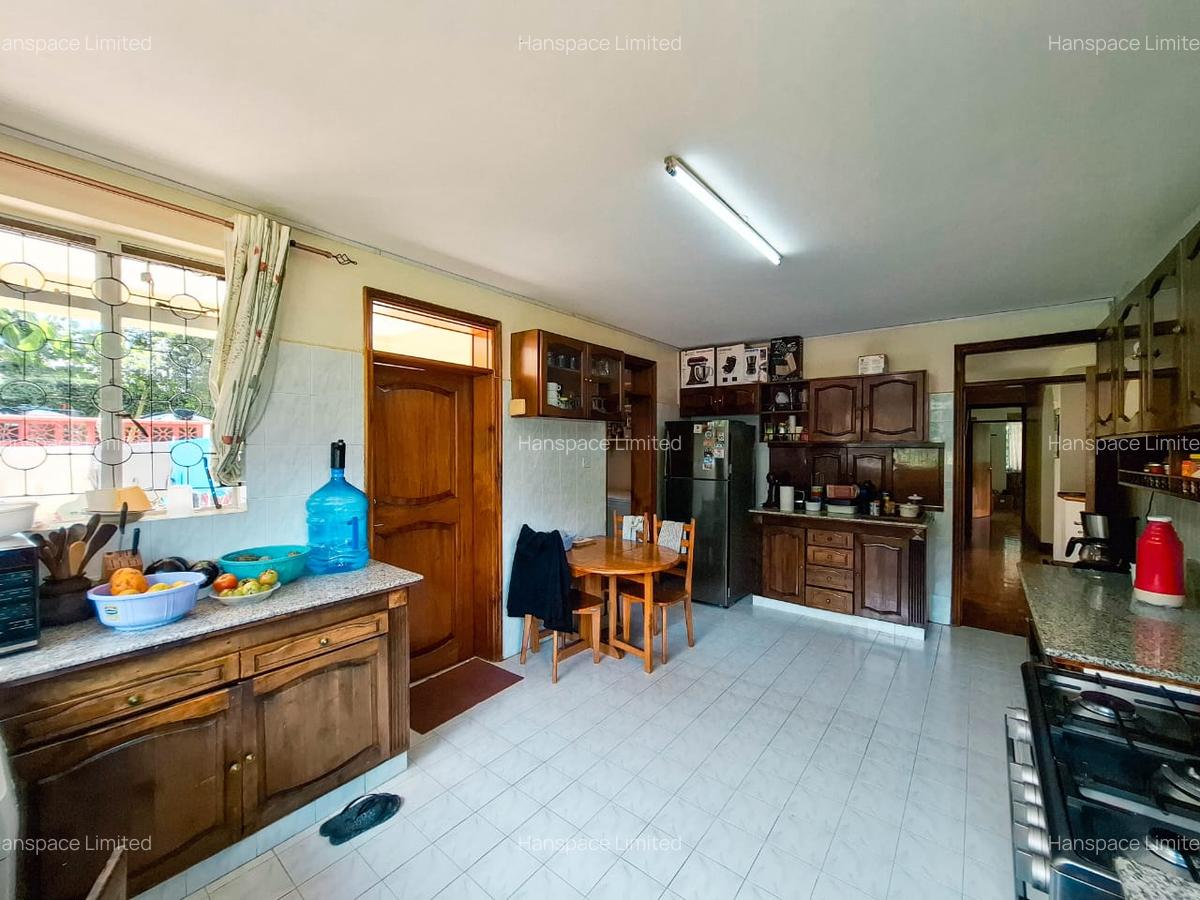 4 Bed Villa with En Suite in Loresho - 15