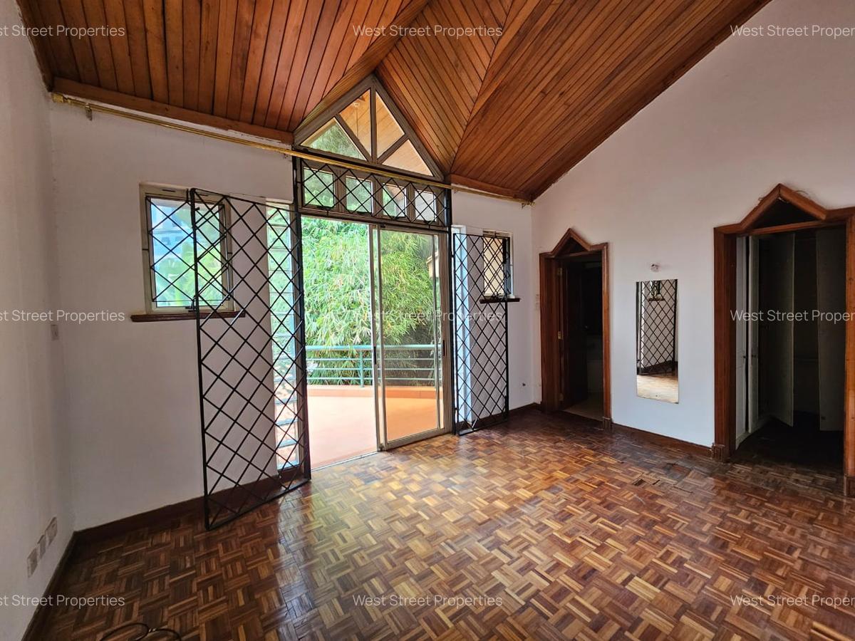 5 Bed Townhouse with En Suite at Kilimani - 17