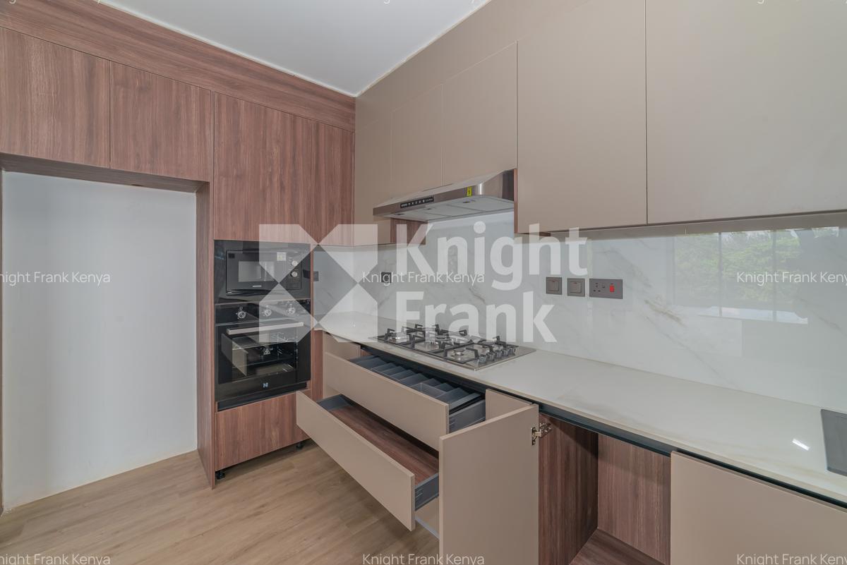 4 Bed Villa with Swimming Pool at Kirawa Road - 5