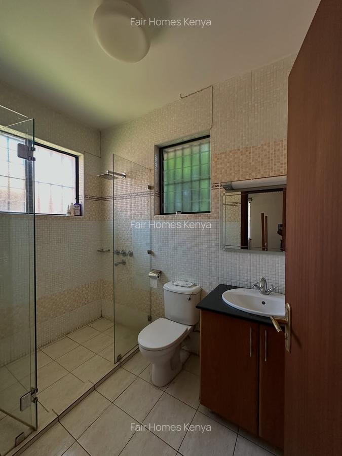 4 Bed Townhouse with En Suite at Convent Drive - 5