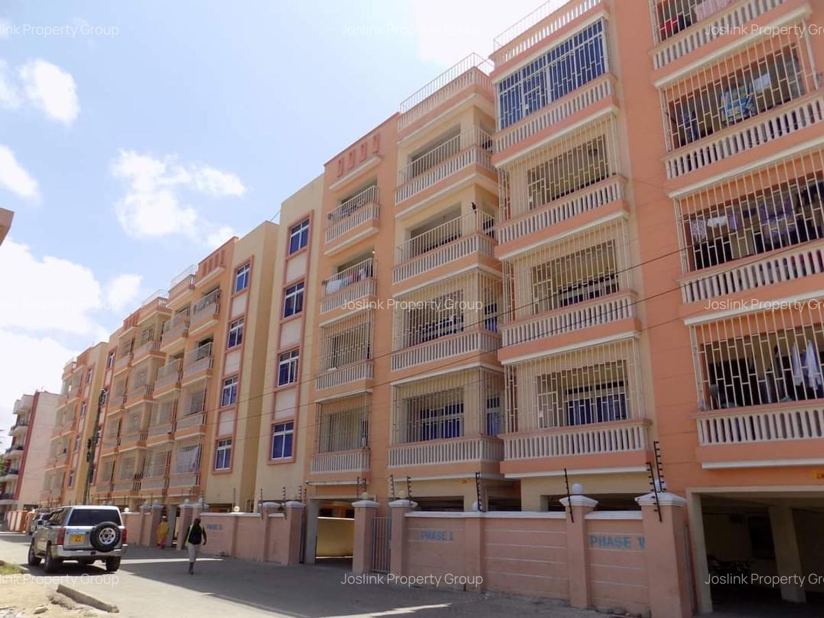 Furnished 3 Bed Apartment with En Suite at Beach Road Avenue - 1