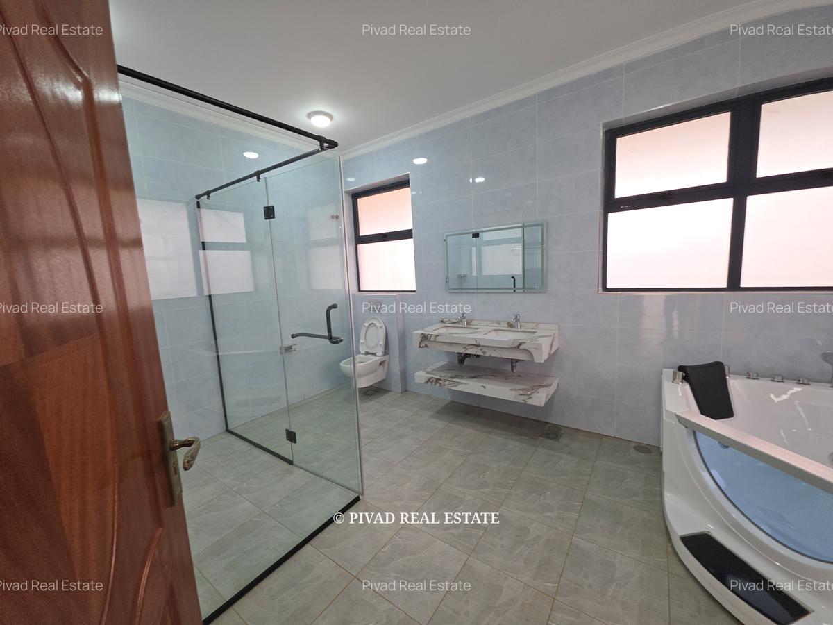 5 Bed House with Staff Quarters in Thika Road - 12