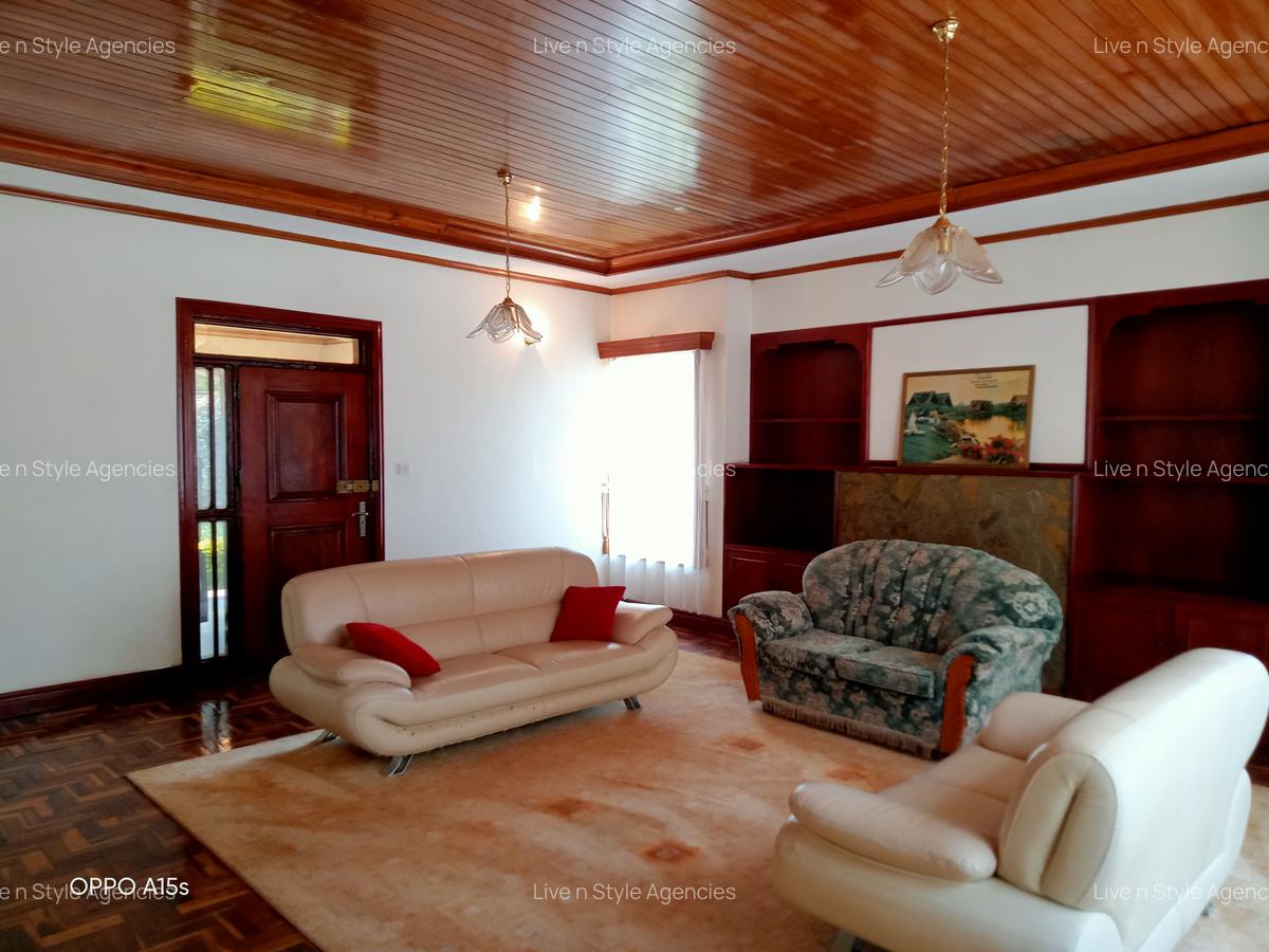 5 Bed House with En Suite in Runda - 6