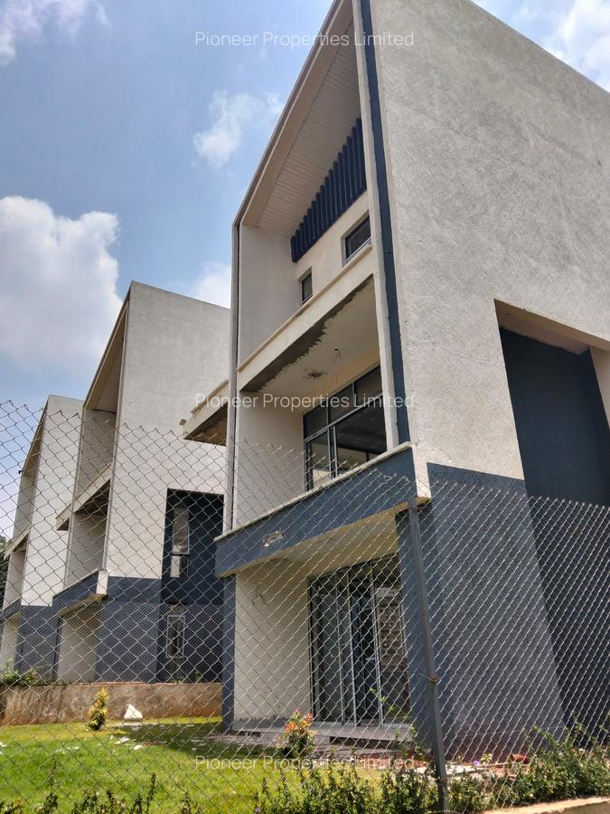 6 Bed House with En Suite at New Runda - 3