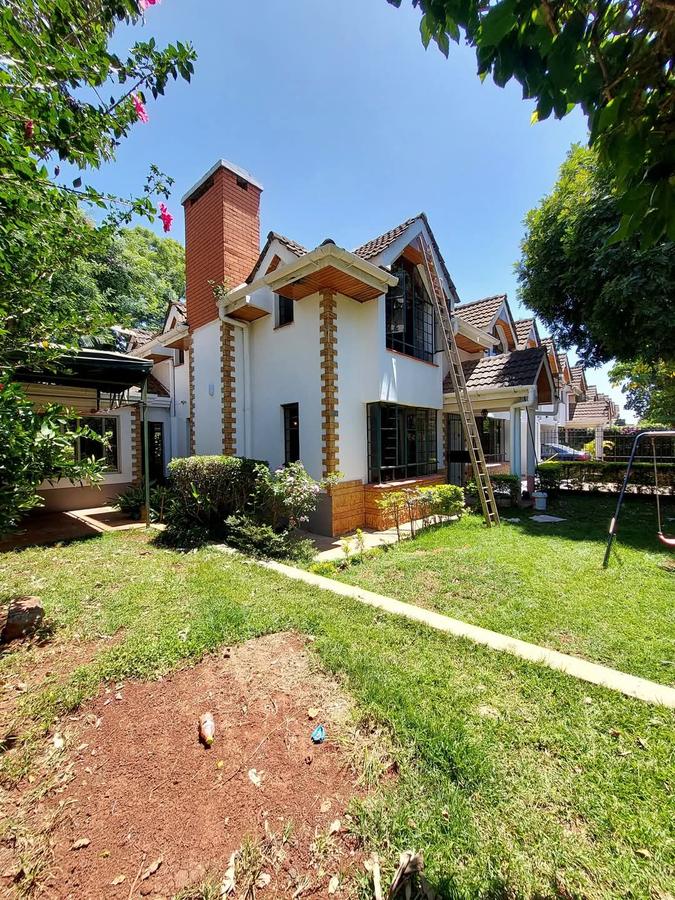5 Bed Townhouse with En Suite in Lavington - 1