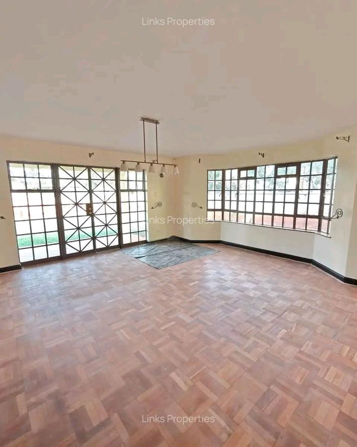 4 Bed Townhouse with En Suite at Karen Langata Road - 10