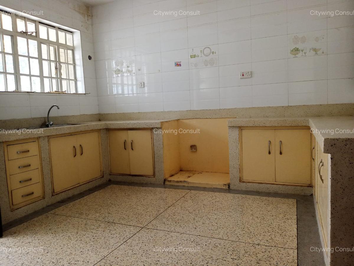 3 Bed Apartment with En Suite at Kasuku Centre - 7
