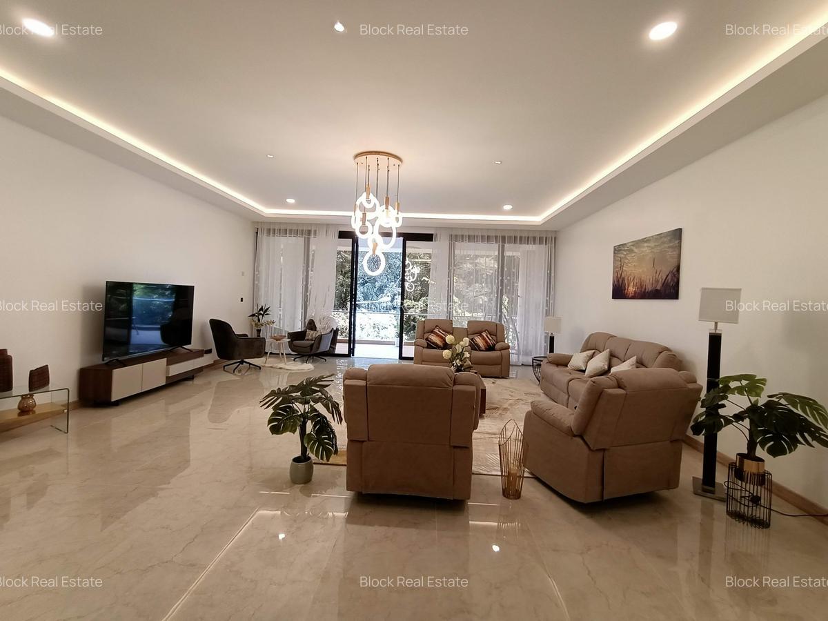 4 Bed Apartment with En Suite in Spring Valley - 1