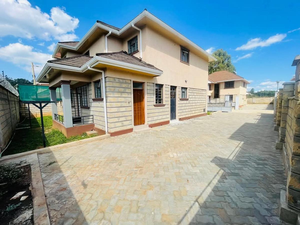 4 Bed House with En Suite at Lussingetti - 13