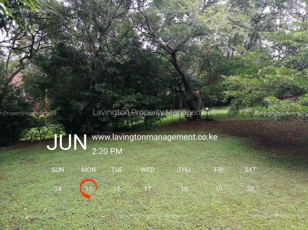 4 Bed House with En Suite at Lavington Green - 18