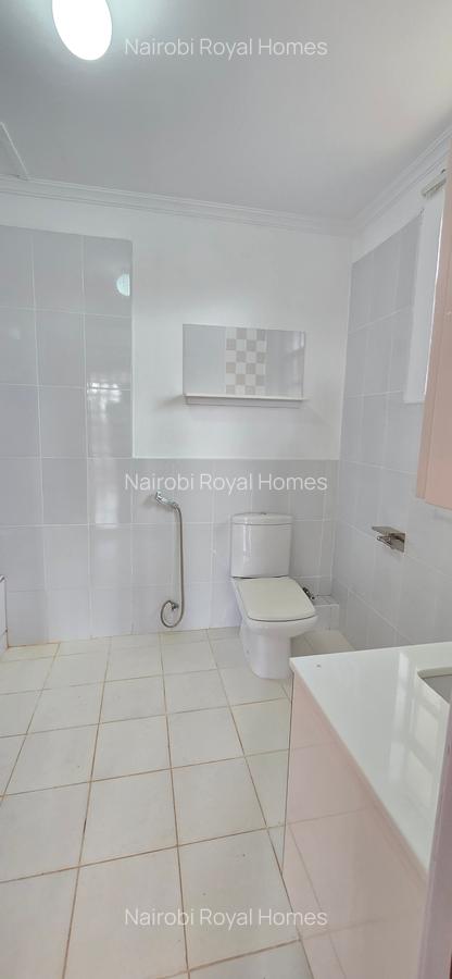4 Bed Townhouse with En Suite at Rosslyn Heights - 5