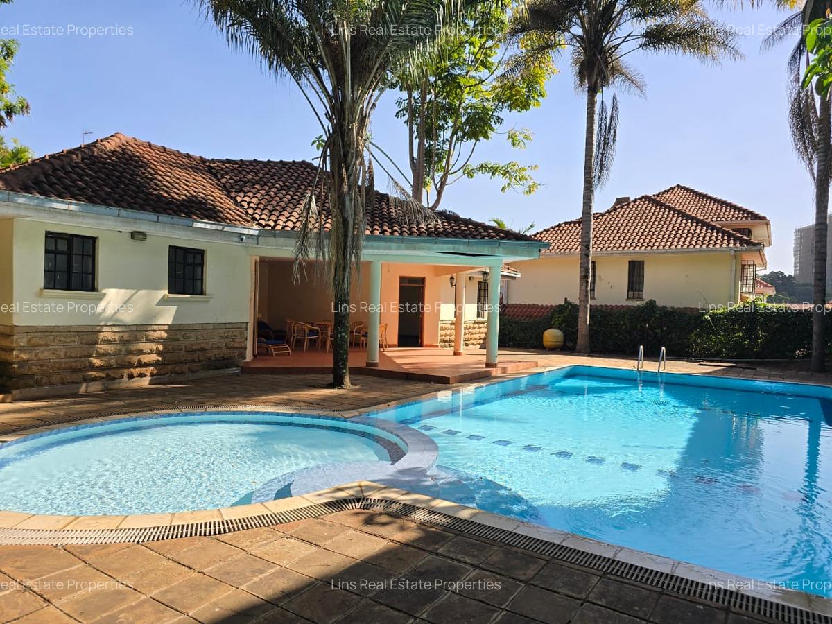 4 Bed Townhouse with En Suite in Spring Valley - 5