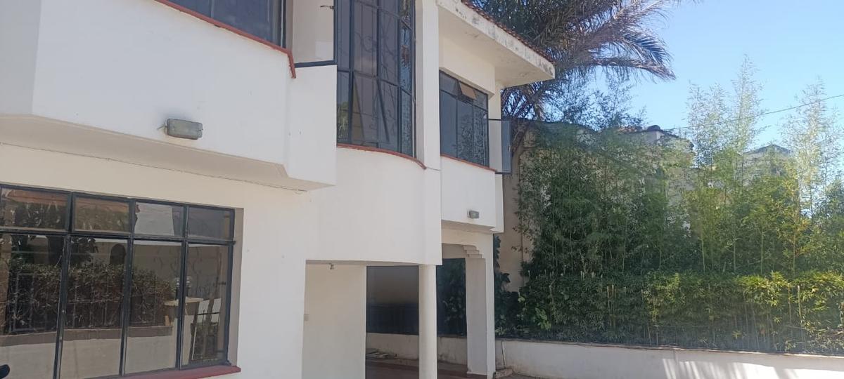 5 bed townhouse with en suite in riverside
